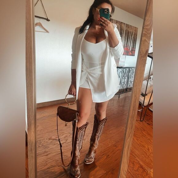 Windsor white romper - Picture 1 of 4